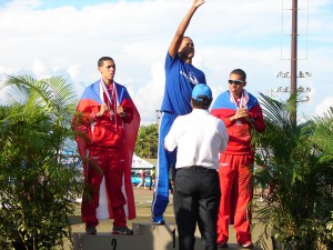 luis El Pionero Luis Camacho obtuvo la medalla de bronce en los tres mil metros.