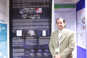 El valioso estudio se basa en la publicidad responsable, es decir, la responsabilidad social corporativa. René demostró cómo este tipo de publicidad puede responder a las necesidades de reconocimiento y lealtad de marca, mientras que a la vez contribuye positivamente a la sociedad”.