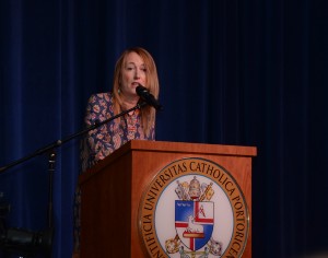 "Recuerdo el día que fue elegido Papa, ante seis mil periodistas nos ofreció detalles que nunca habíamos escuchado de un Papa. Así es él", relató la Periodista.