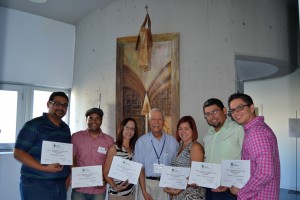 El grupo de estudiantes y profesoras recibió un diploma de nivel básico en “Coaching Cognitivo” avalado por el Cognitive Coaching Center de Denver, CO, USA.
