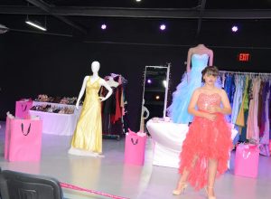 El lugar se ambientó acorde con la celebración y por supuesto bien fashion.